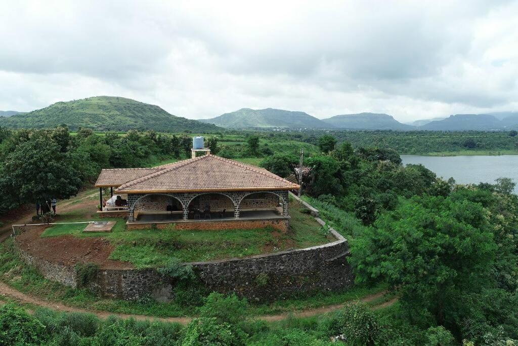 Eze Nof - A Hilltop Villa With 360º Water View Nashik Extérieur photo