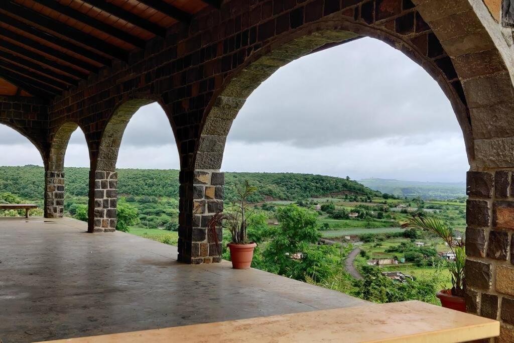 Eze Nof - A Hilltop Villa With 360º Water View Nashik Extérieur photo